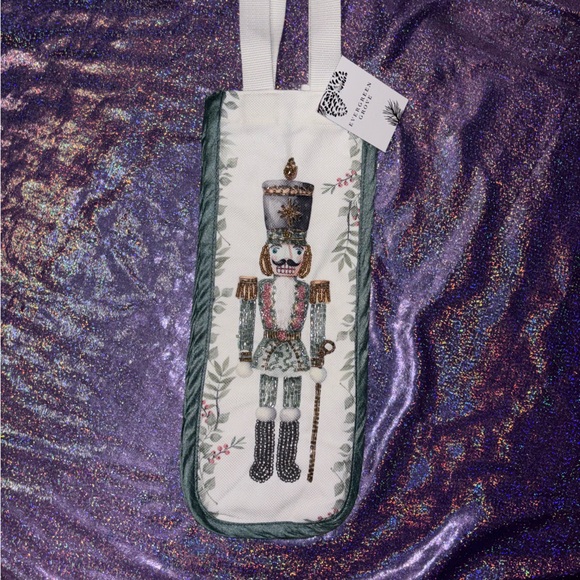 Christmas Beaded Nutcracker Gift Bag - Picture 2 of 6
